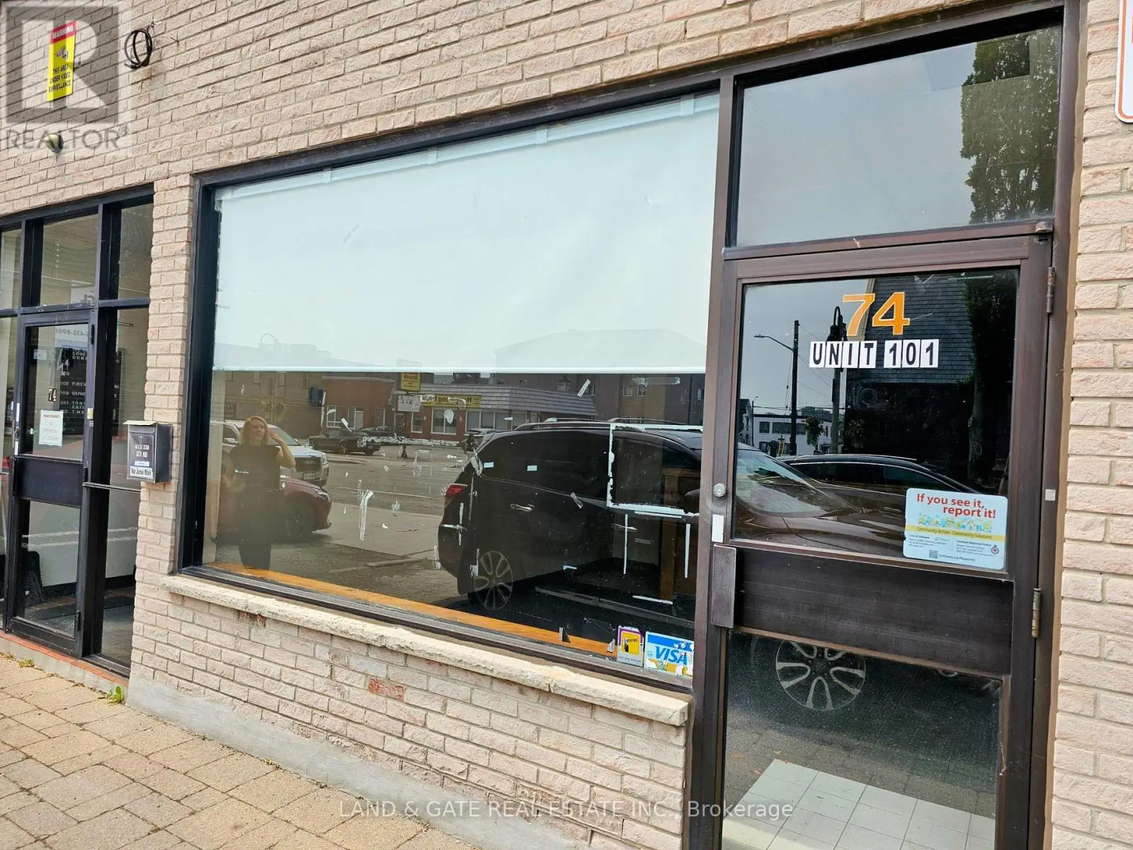 101 - 74 Simcoe Street S, Oshawa, Ontario  L1H 4G6 - Photo 1 - E12207289
