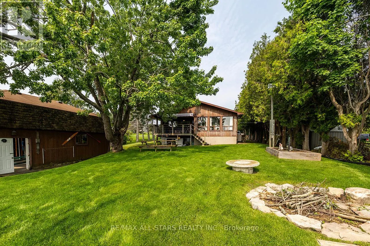 38 Riverside Drive, Kawartha Lakes, Ontario  K9V 0H6 - Photo 2 - X12207236