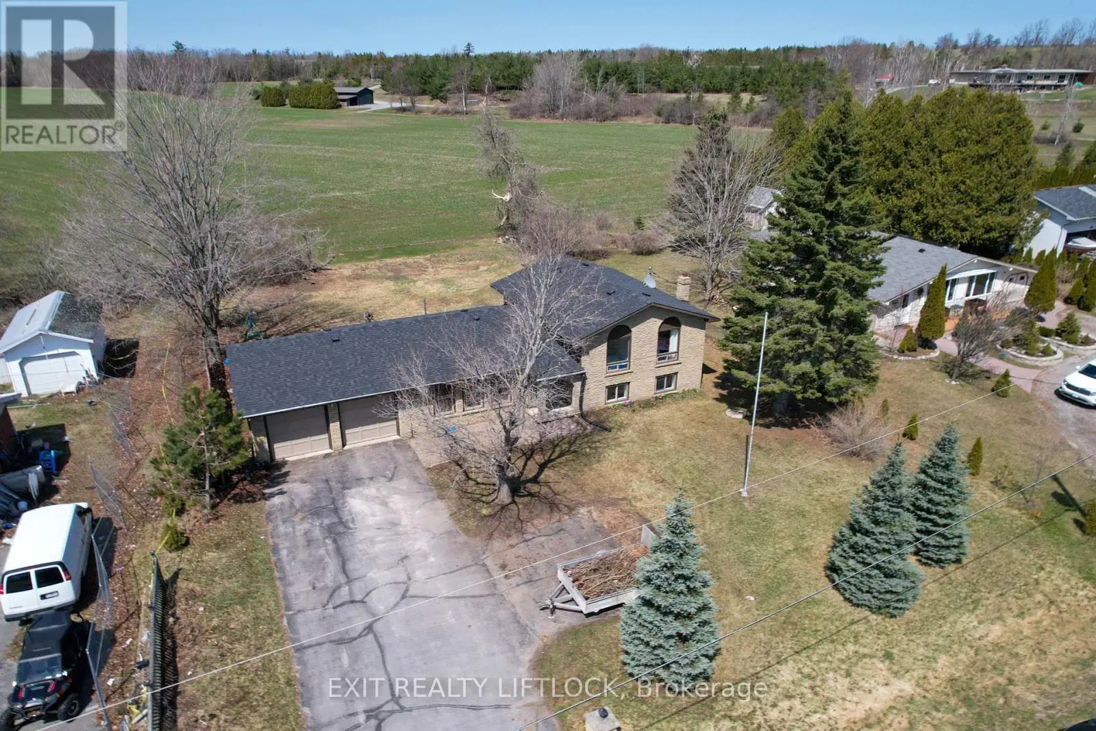 1802 Young's Point Road, Selwyn, Ontario  K0L 2H0 - Photo 2 - X12207440