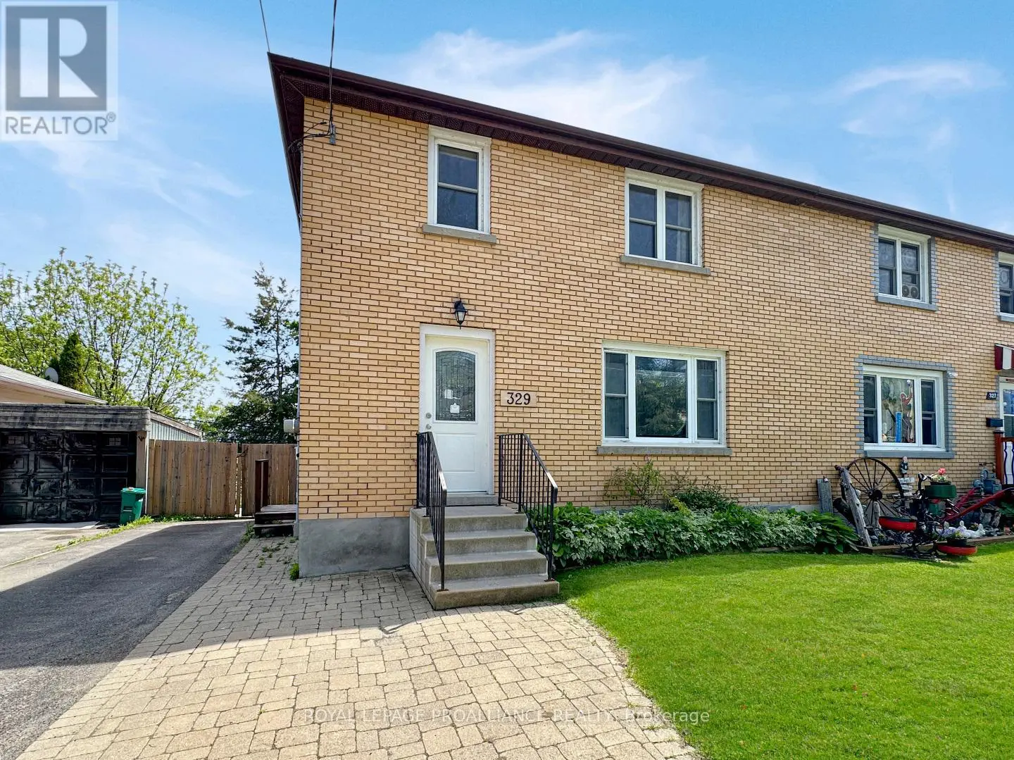 329 Bridge Street E, Belleville, Ontario  K8N 1P5 - Photo 1 - X12207790