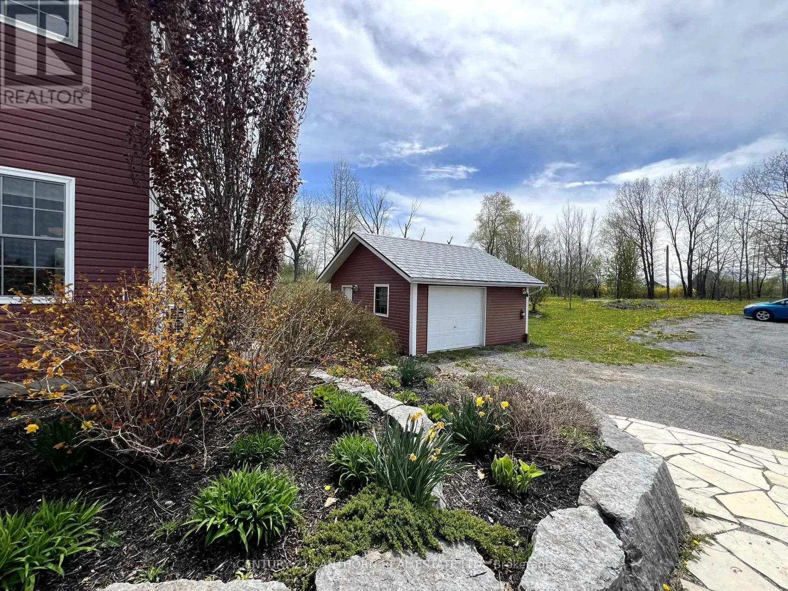 422 Partridge Hollow Road, Prince Edward County, Ontario  K0K 1T0 - Photo 3 - X12208447