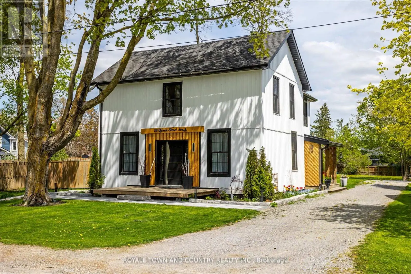 10 Queen Street S, Kawartha Lakes, Ontario  K0L 2W0 - Photo 2 - X12208847