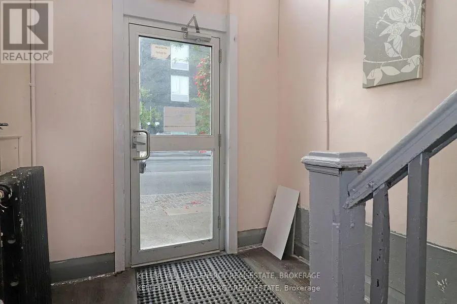 2 - 84 Simcoe Street N, Oshawa, Ontario  L1G 4S2 - Photo 3 - E12209688