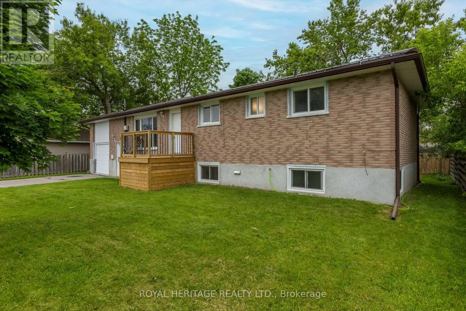 64 George Street W, Kawartha Lakes, Ontario  K9V 5H9 - Photo 3 - X12209745