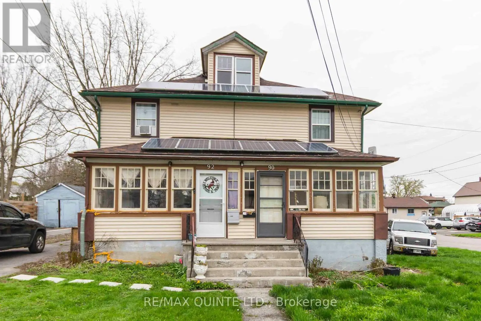 92 Shuter Street, Quinte West, Ontario  K8V 3L4 - Photo 1 - X12127344