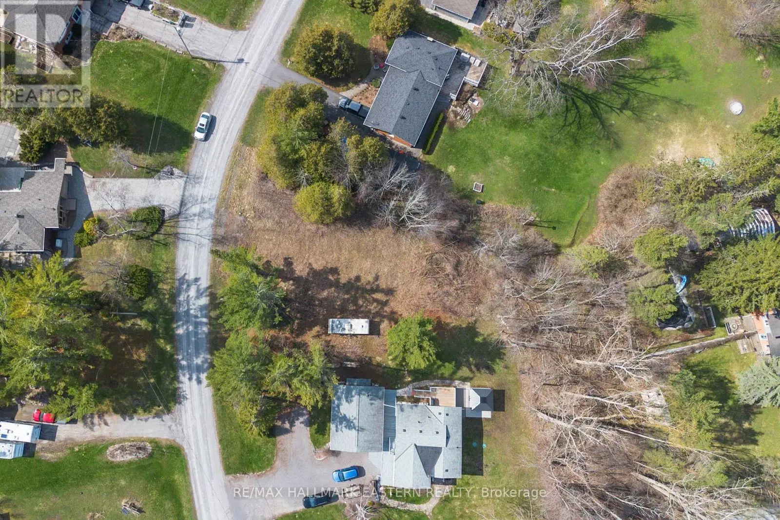 4 Killarney Road, Selwyn, Ontario  K0L 1T0 - Photo 1 - X12091648
