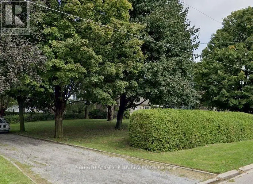 900 Parklane Avenue, Oshawa, Ontario  L1G 1N8 - Photo 1 - E12210943