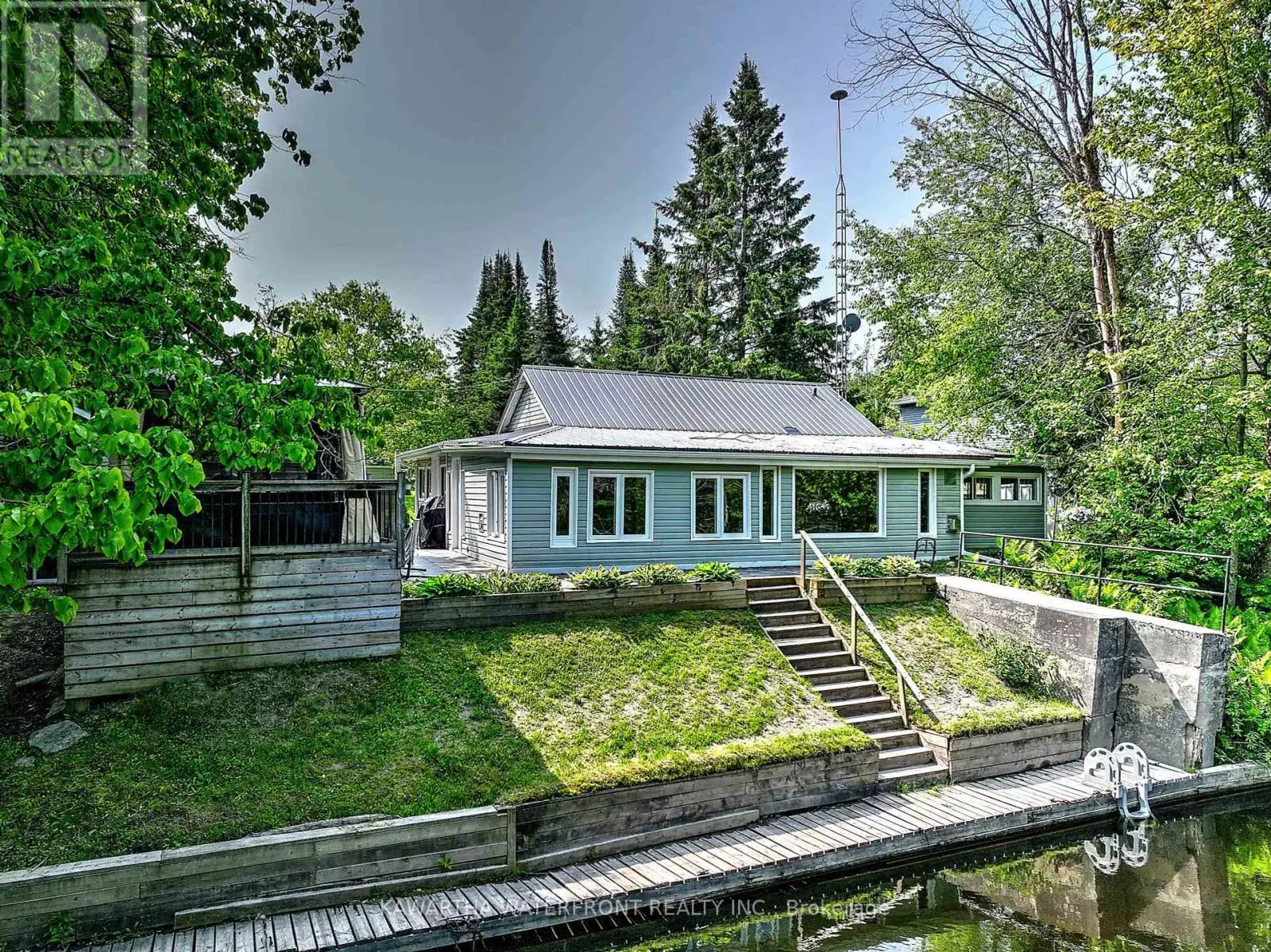 82 Kozy Kove Road, Kawartha Lakes, Ontario  K0M 1C0 - Photo 1 - X12211053