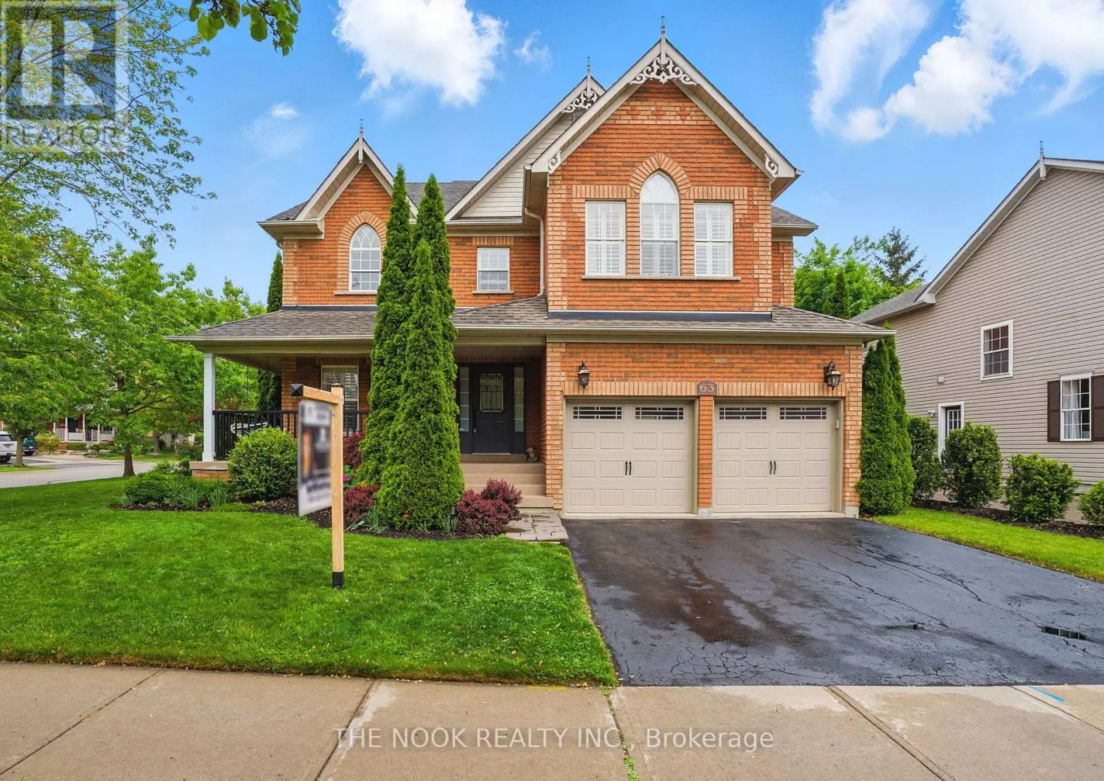 63 Croxall Boulevard, Whitby, Ontario  L1M 2E5 - Photo 1 - E12211363