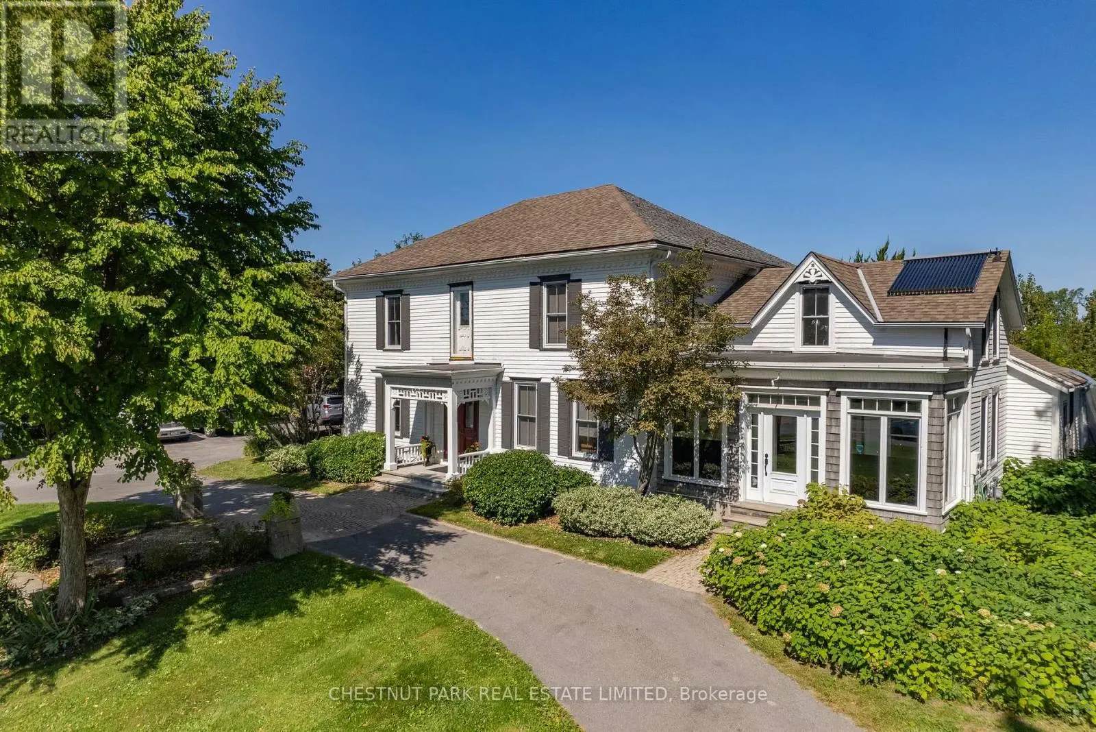 202 - 13360 Loyalist Parkway, Prince Edward County, Ontario  K0K 2T0 - Photo 3 - X12211767