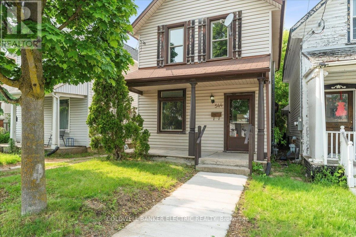 544 Chamberlain Street, Peterborough Central, Ontario  K9J 4L5 - Photo 1 - X12211883