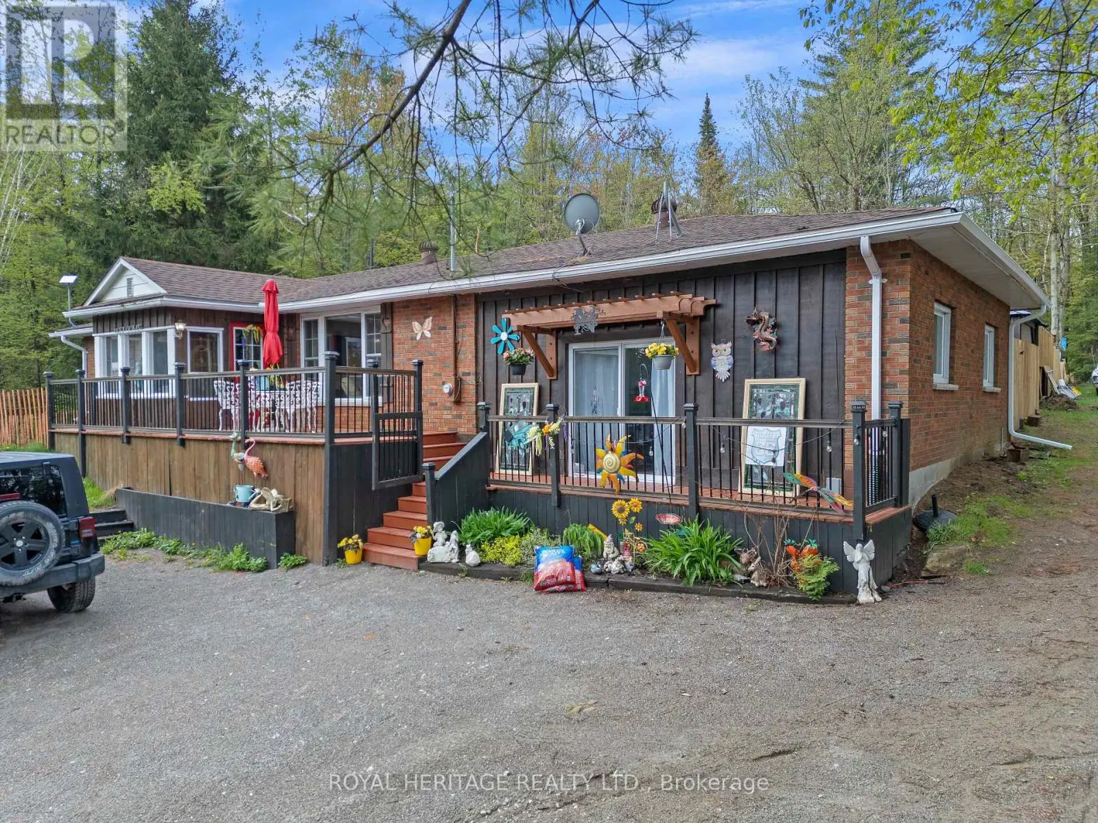 26 Reid Street, Trent Lakes, Ontario  K0M 2A0 - Photo 2 - X12209536