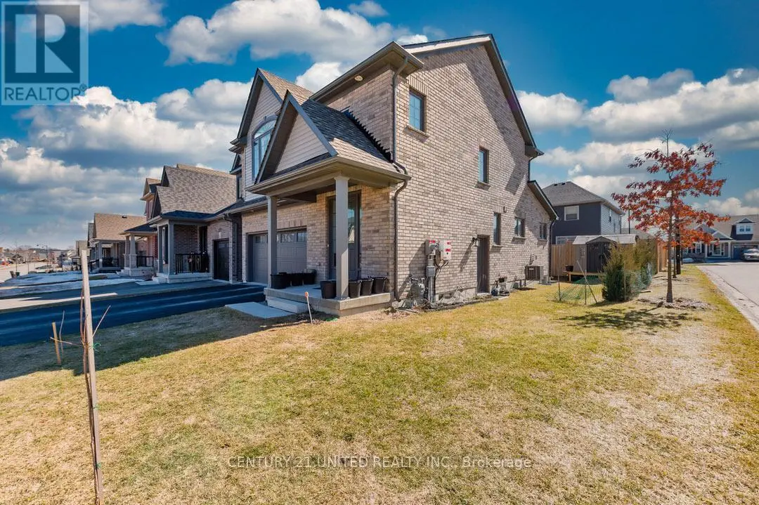 275 Noftall Gardens, Peterborough North, Ontario  K9H 0H9 - Photo 3 - X12212516