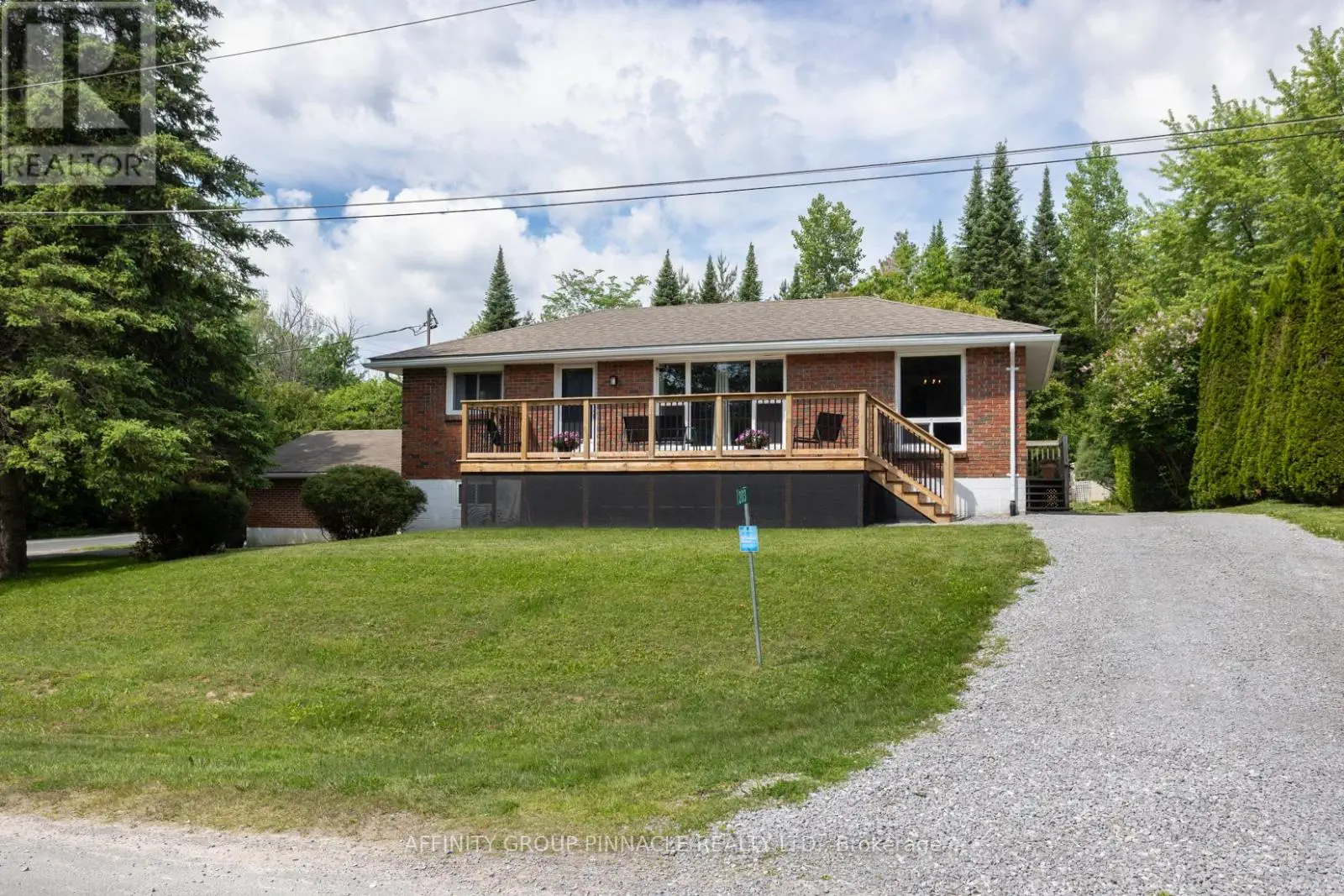 203 George Drive, Kawartha Lakes, Ontario  K0M 1A0 - Photo 1 - X12212594