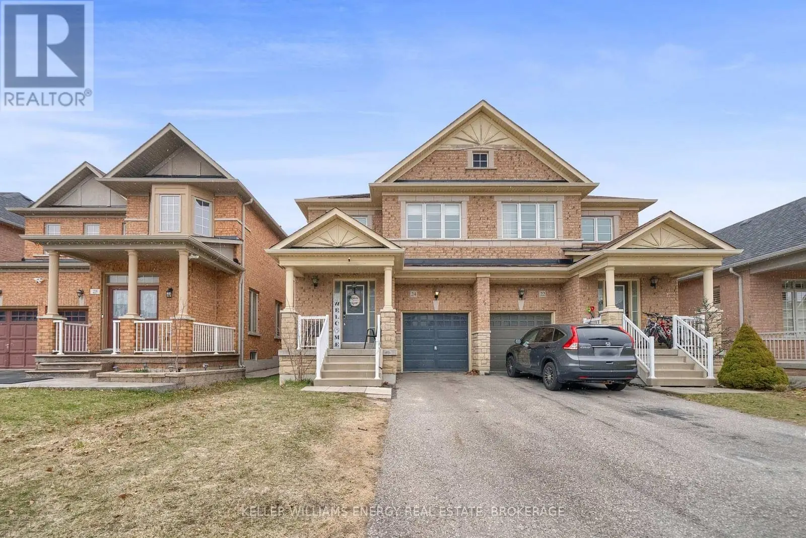 24 Ken Wagg Crescent, Whitchurch-Stouffville, Ontario  L4A 0J8 - Photo 3 - N12213125