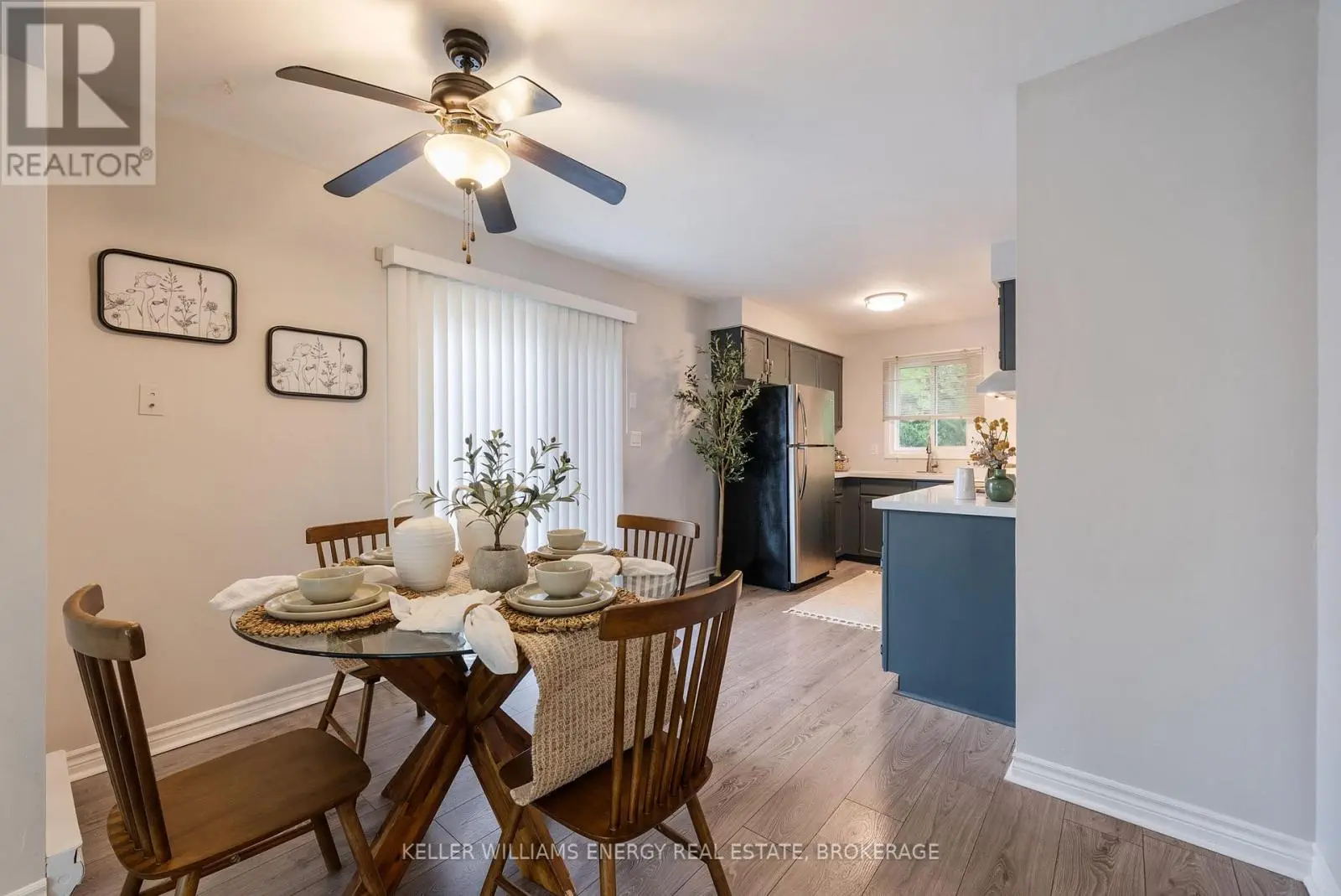 736 Cricklewood Drive, Oshawa, Ontario  L1K 1R6 - Photo 3 - E12213459
