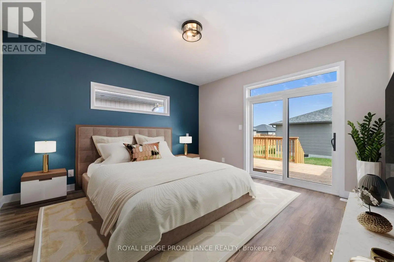 60 Hastings Park Drive, Belleville, Ontario  K8P 0H7 - Photo 3 - X12126142