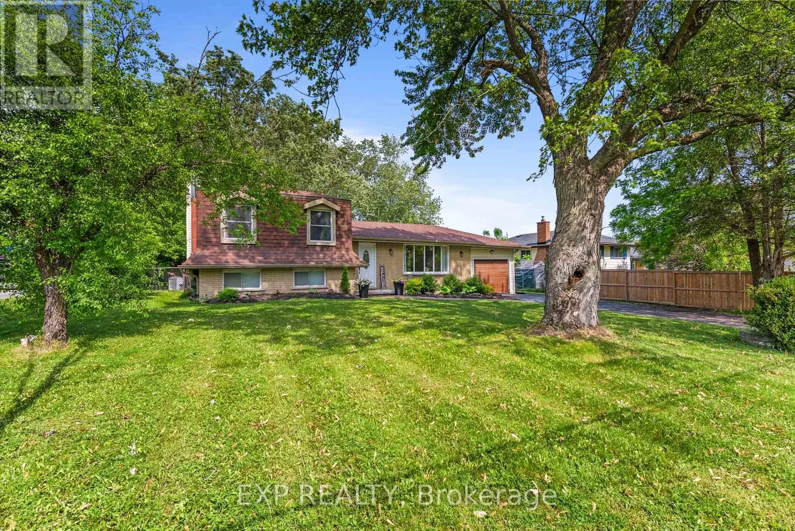 512 Whites Road, Quinte West, Ontario  K8V 5P8 - Photo 3 - X12214029