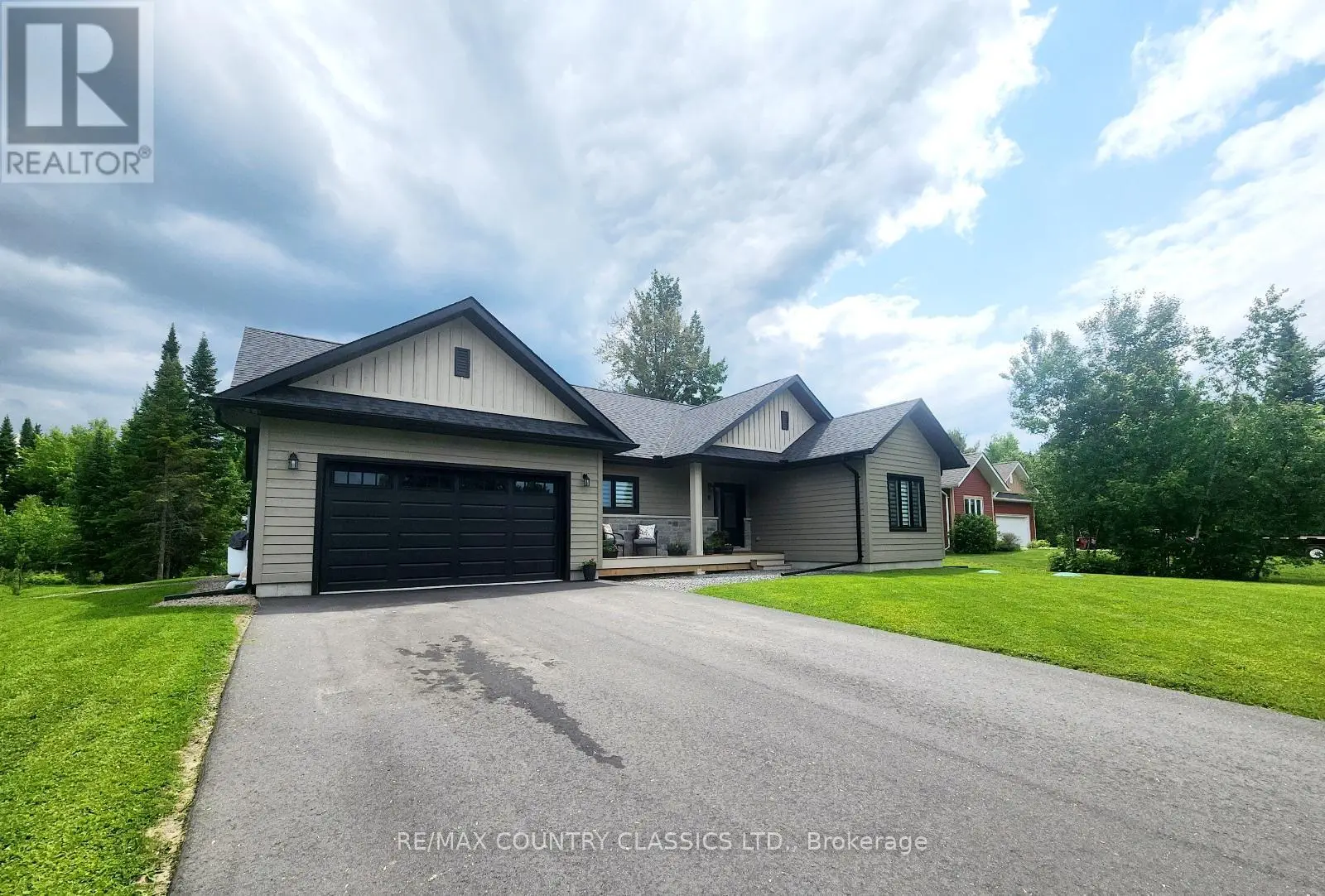 8 Bancroft Ridge Drive, Bancroft, Ontario  K0L 1C0 - Photo 1 - X11824802