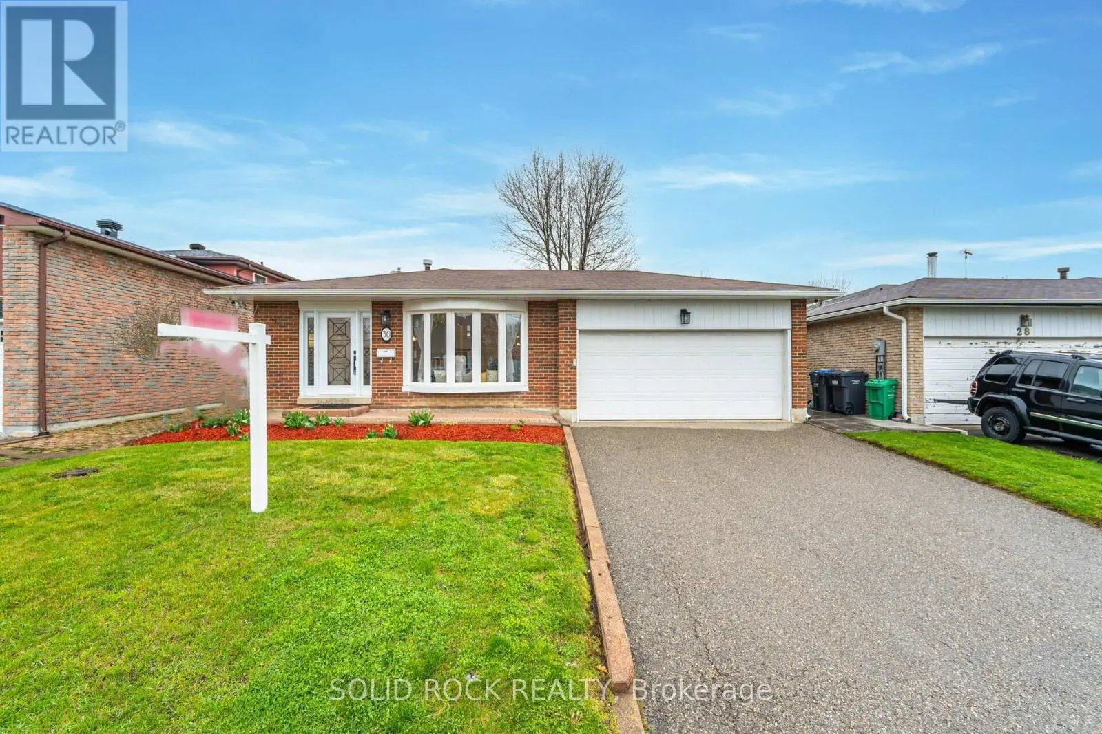 30 Pleasantview Avenue, Brampton, Ontario  L6X 2M9 - Photo 2 - W12214754