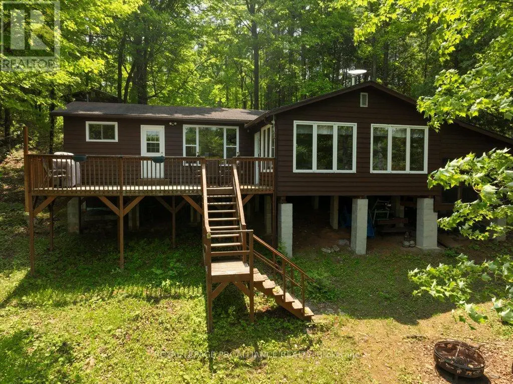 1045 Wheatley Lane, Frontenac, Ontario  K0H 1K0 - Photo 3 - X12101462
