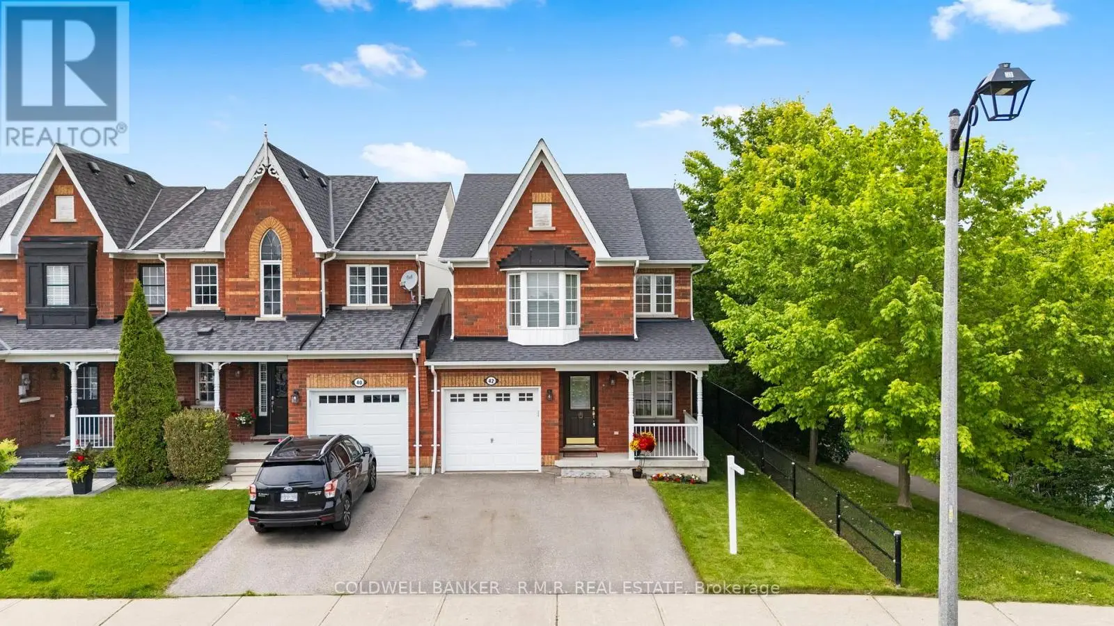 42 Ipswich Place, Whitby, Ontario  L1M 2K1 - Photo 1 - E12215168