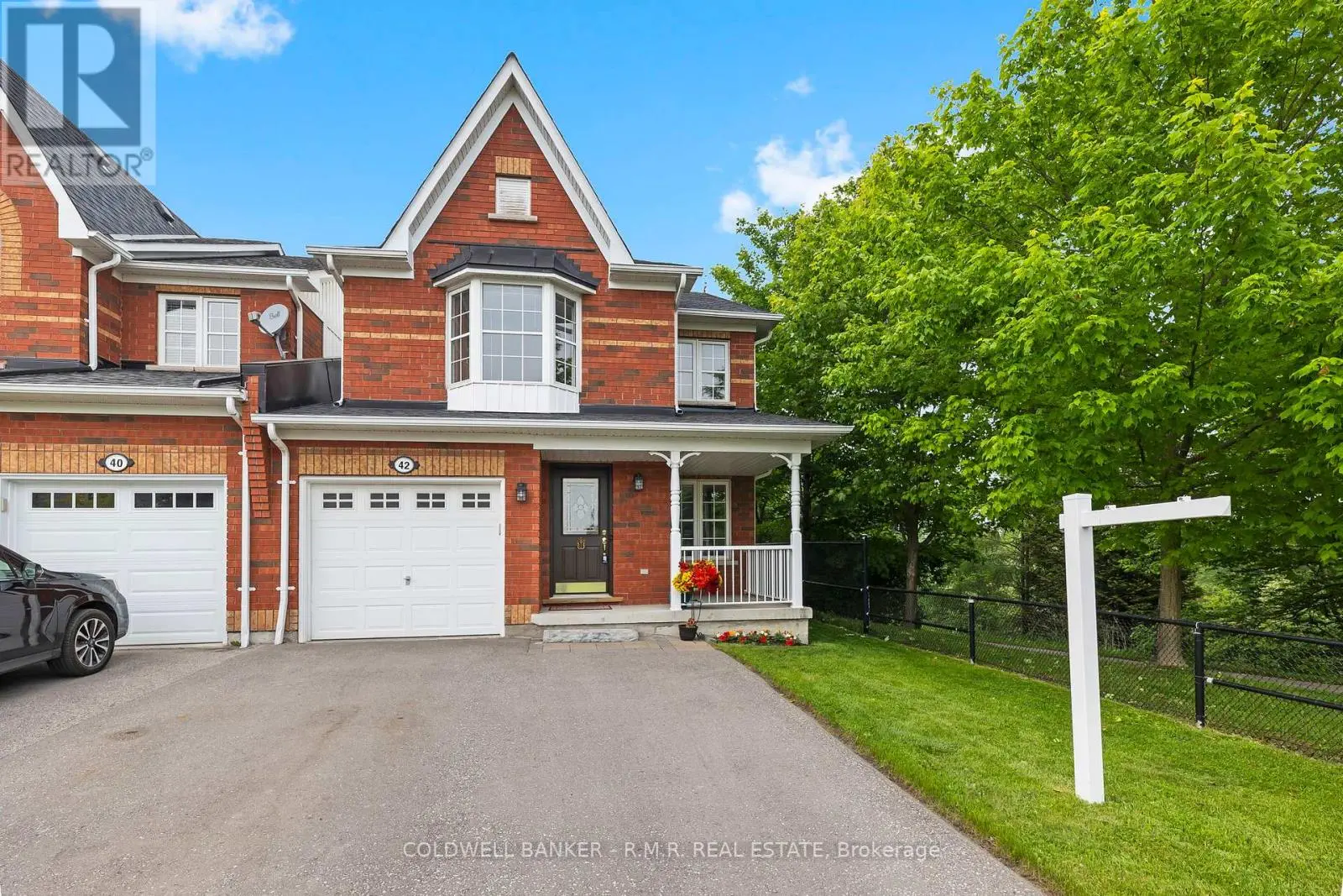 42 Ipswich Place, Whitby, Ontario  L1M 2K1 - Photo 2 - E12215168