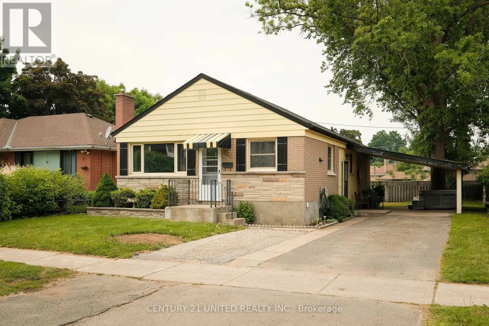 644 Crawford Drive, Peterborough South, Ontario  K9J 3W6 - Photo 1 - X12215074