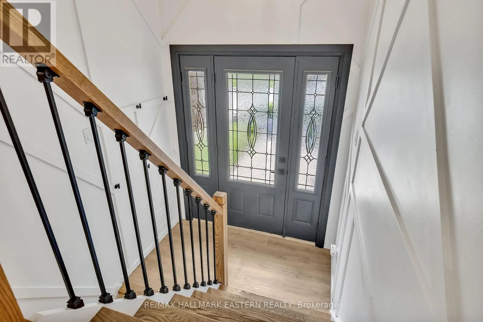 1318 Cedargrove Drive, Peterborough West, Ontario  K9K 1H8 - Photo 3 - X12215107