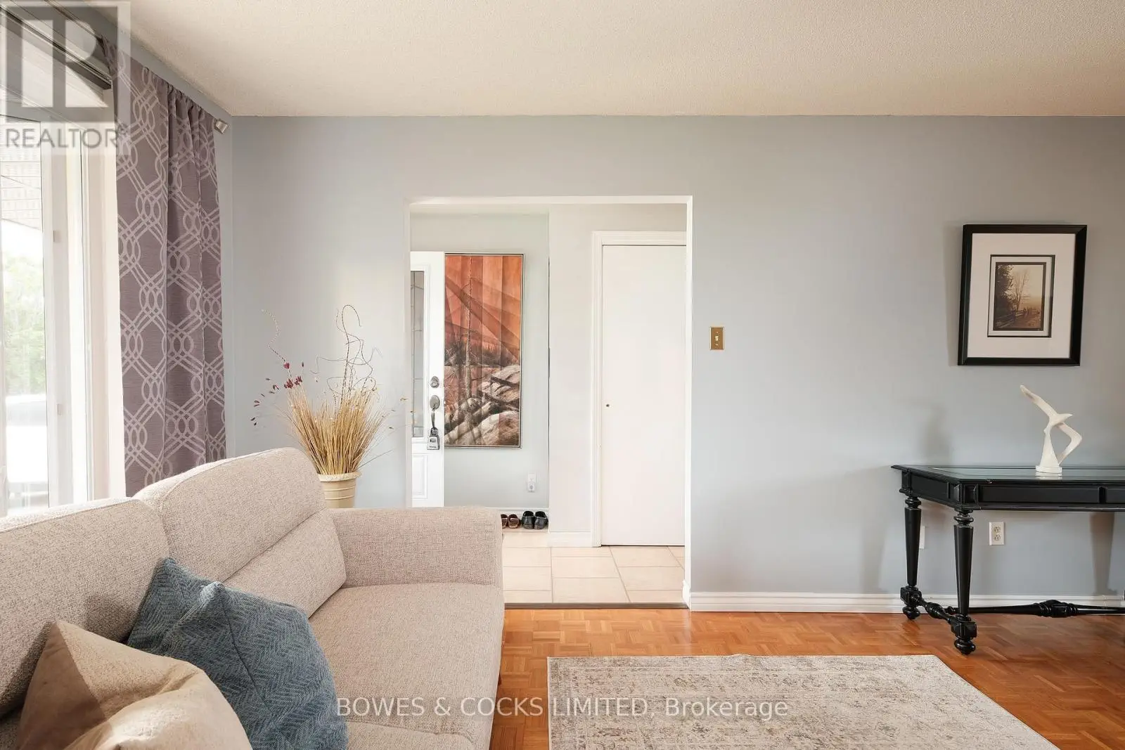 1483 Clearview Drive, Peterborough West, Ontario  K9K 2A6 - Photo 2 - X12215147