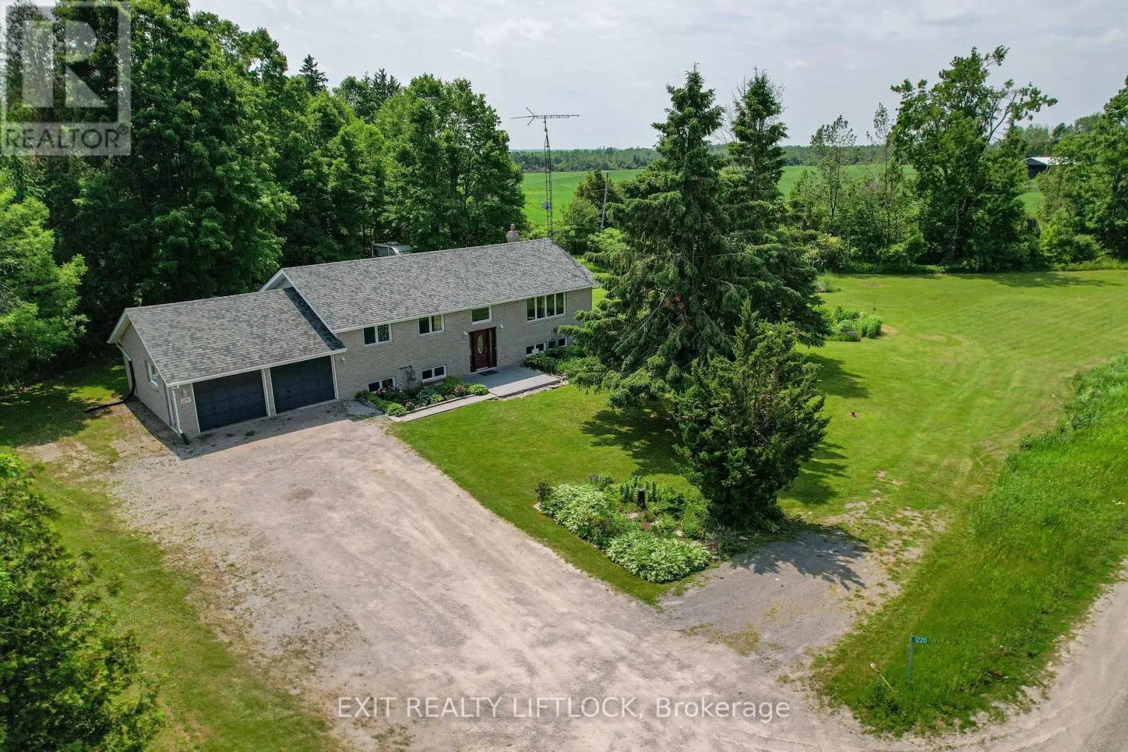 1220 Tara Road, Selwyn, Ontario  K0L 1T0 - Photo 3 - X12215245