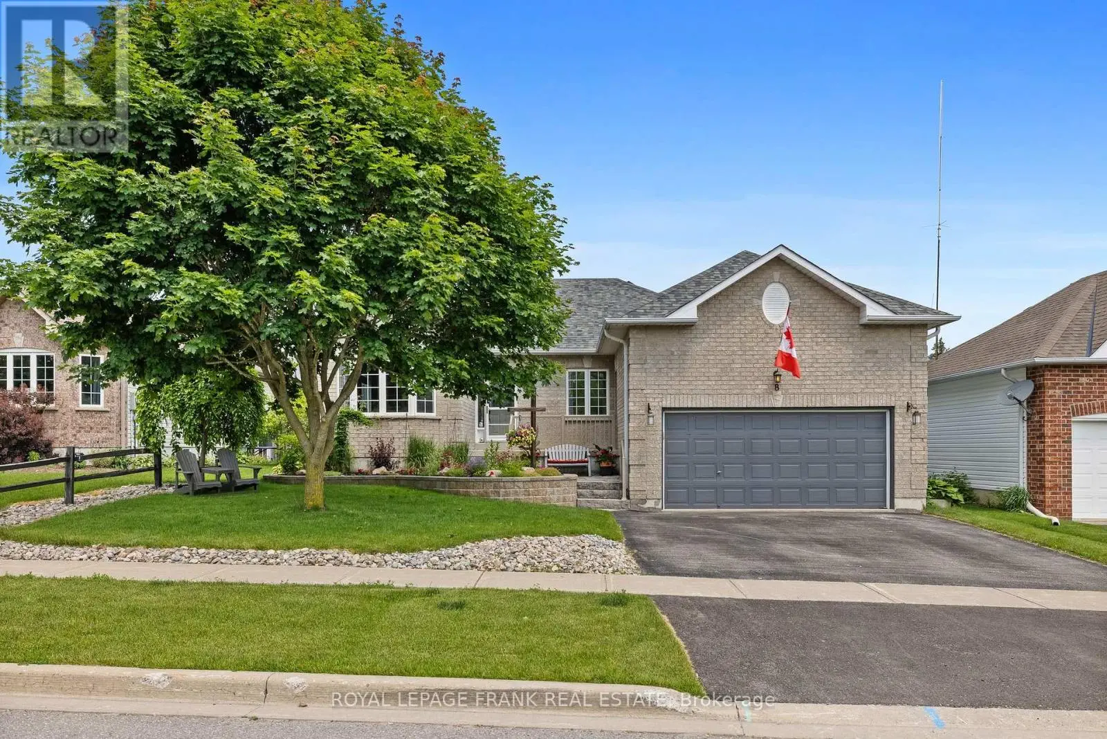 8 Brookside Street, Cavan Monaghan, Ontario  L0A 1G0 - Photo 1 - X12215830
