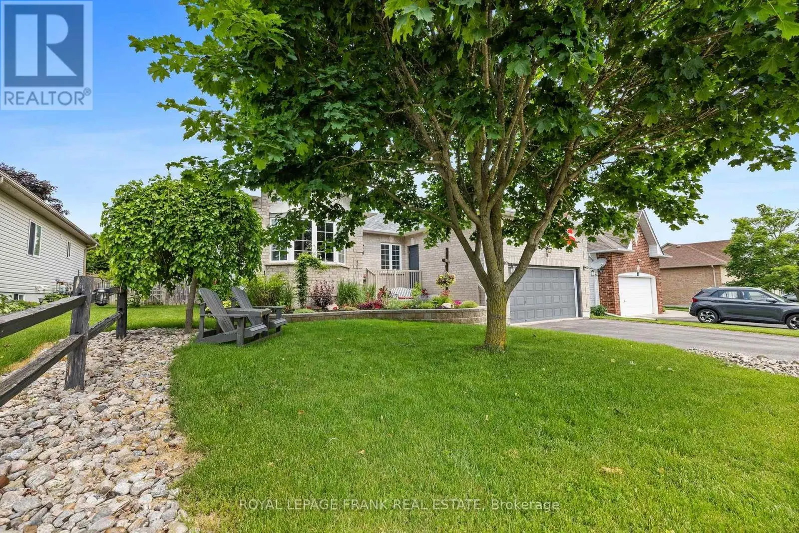 8 Brookside Street, Cavan Monaghan, Ontario  L0A 1G0 - Photo 2 - X12215830
