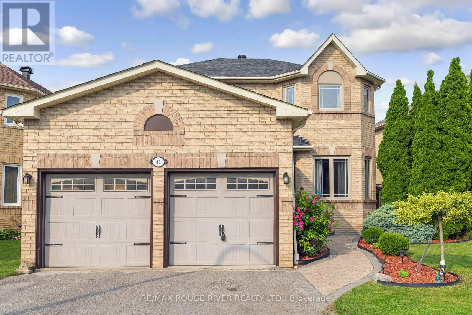 41 Valleywood Drive, Whitby, Ontario  L1R 2J5 - Photo 1 - E12215930