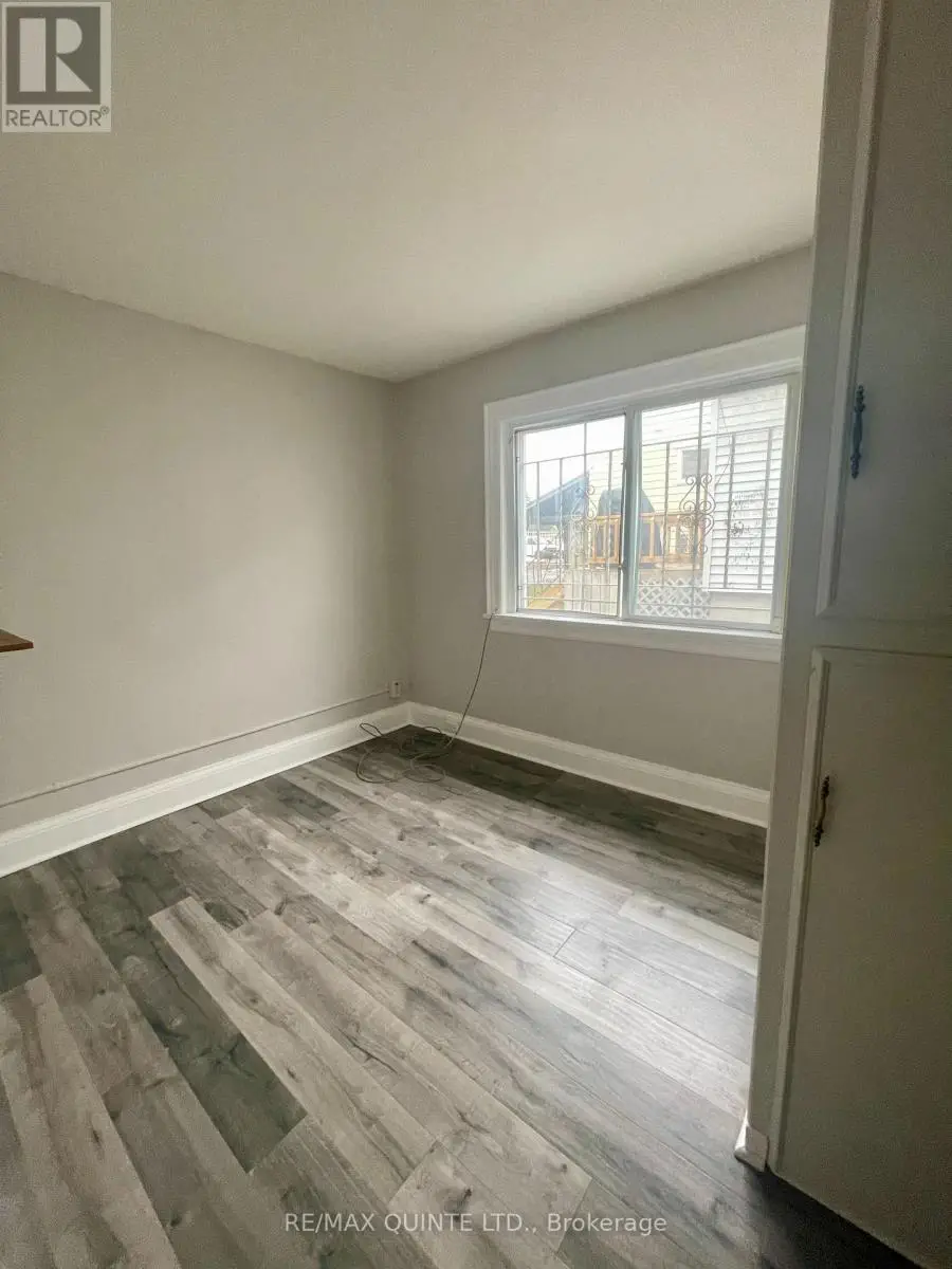 322 Coleman Street, Belleville, Ontario  K8P 3J2 - Photo 3 - X12215974
