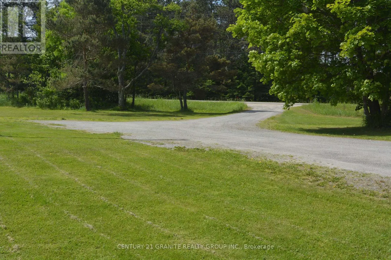 671 Hastings Street N, Bancroft, Ontario  K0L 1C0 - Photo 3 - X12216604