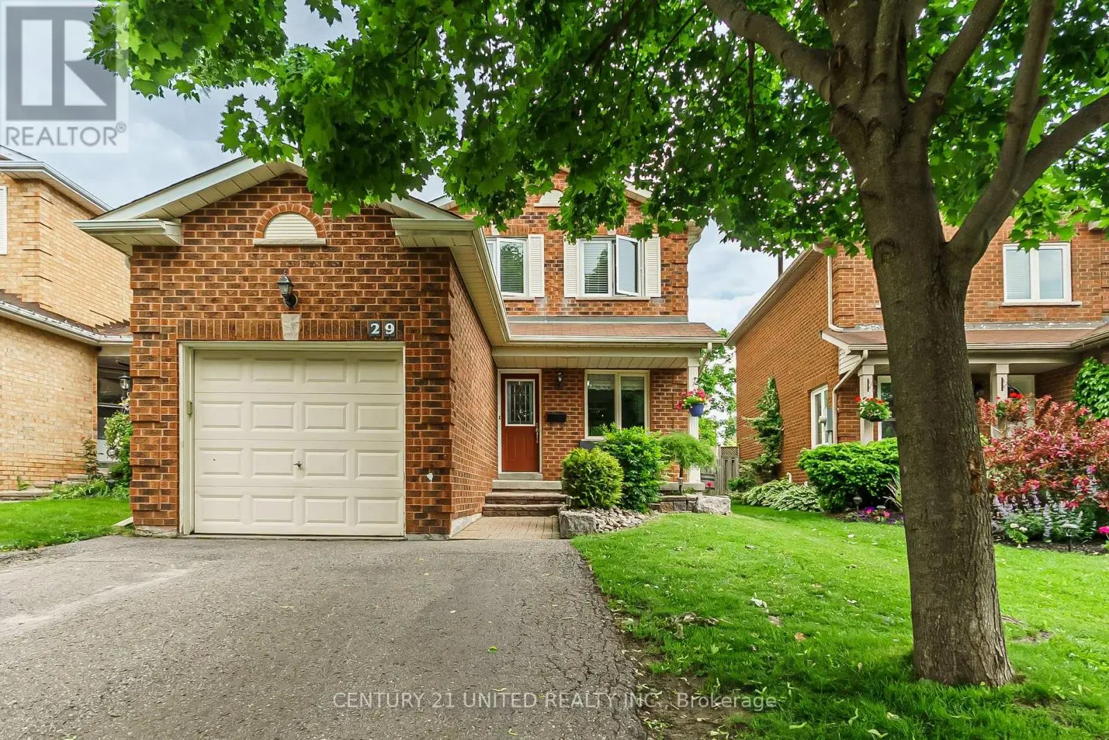 29 Wrenn Boulevard, Clarington, Ontario  L1C 4N1 - Photo 2 - E12218184