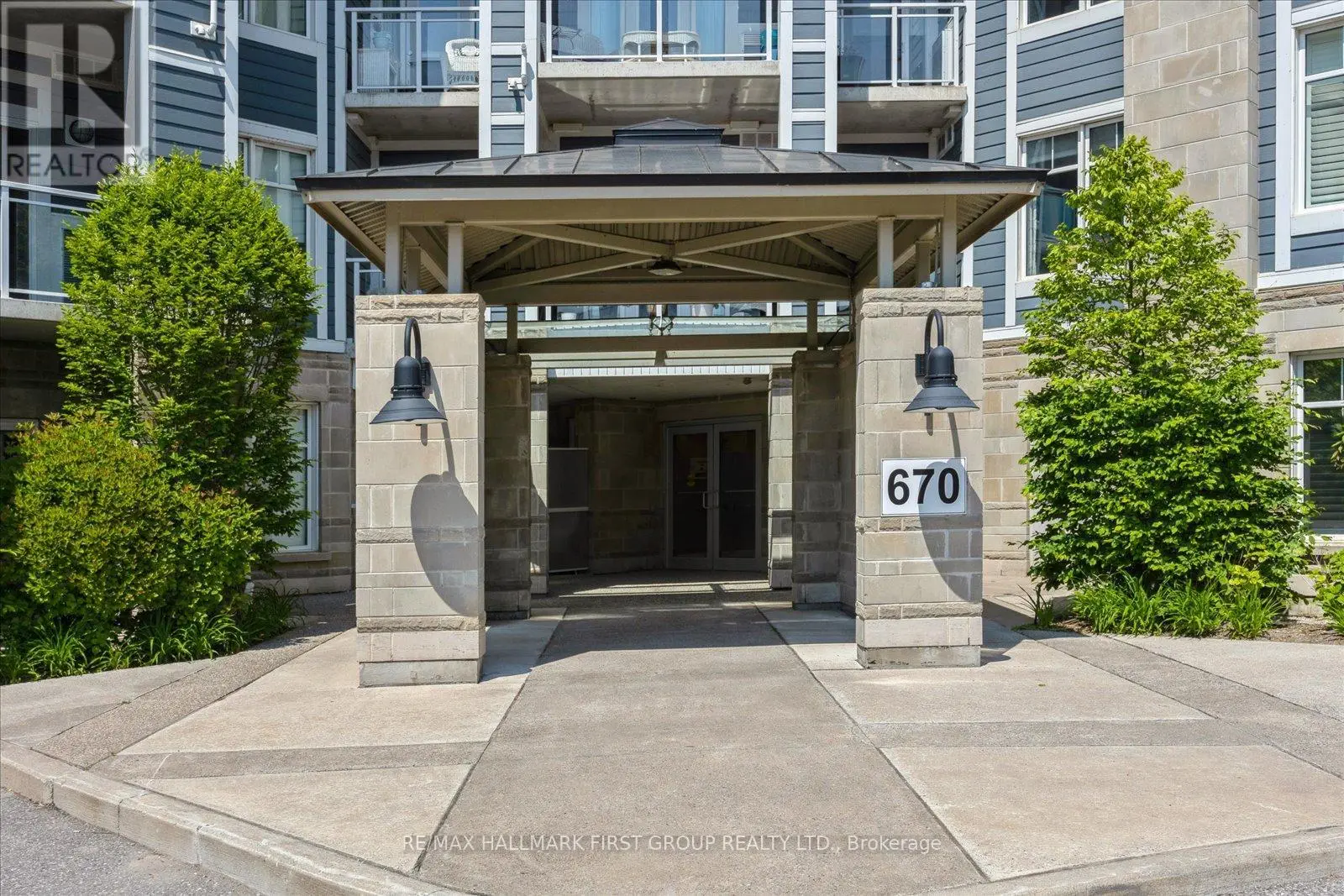402 - 670 Gordon Street, Whitby, Ontario  L1N 9X4 - Photo 3 - E12218698