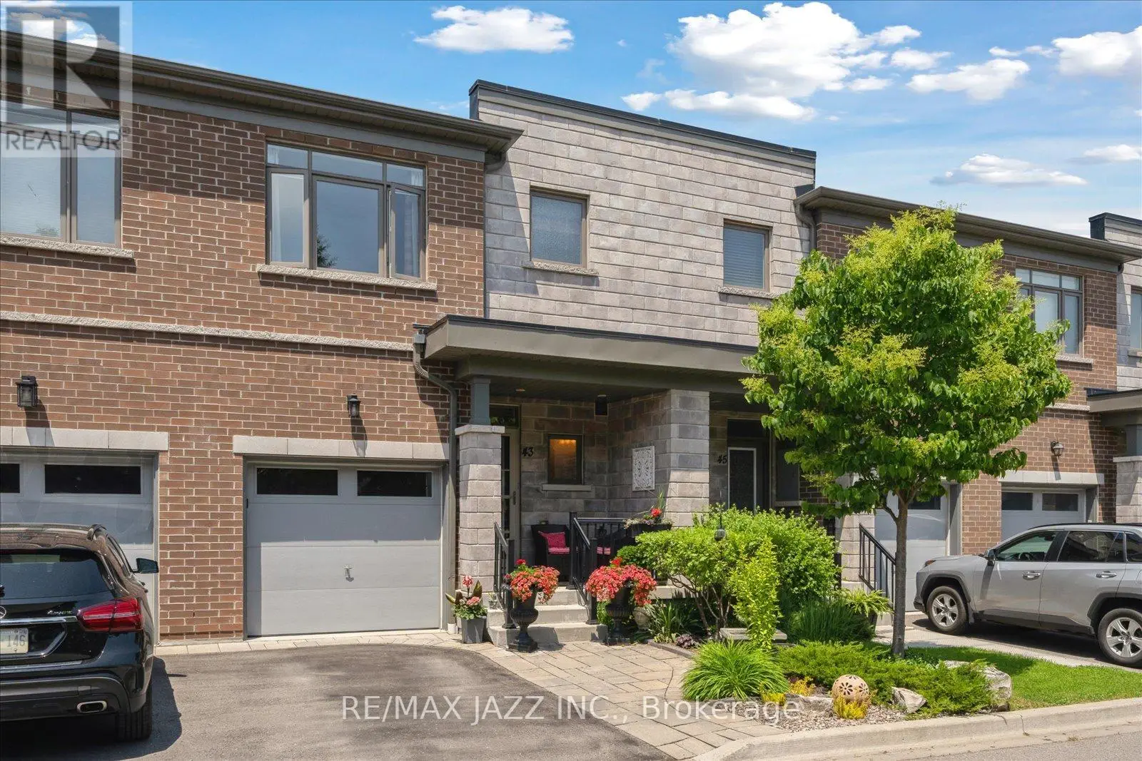 43 Longshore Way, Whitby, Ontario  L1N 0M1 - Photo 1 - E12218729