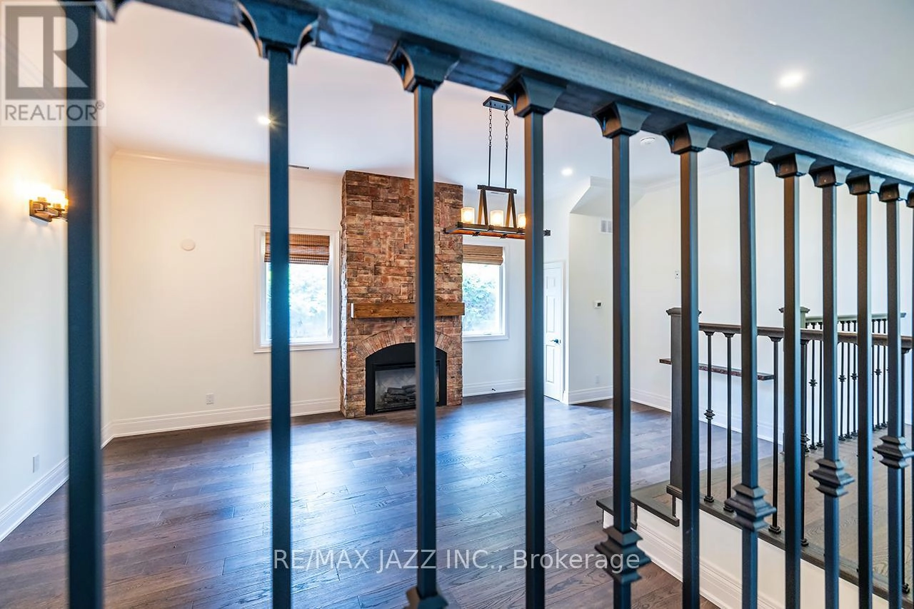 633 Pinewood Street, Oshawa, Ontario L1G 2S2 - Photo 17 - E12219027