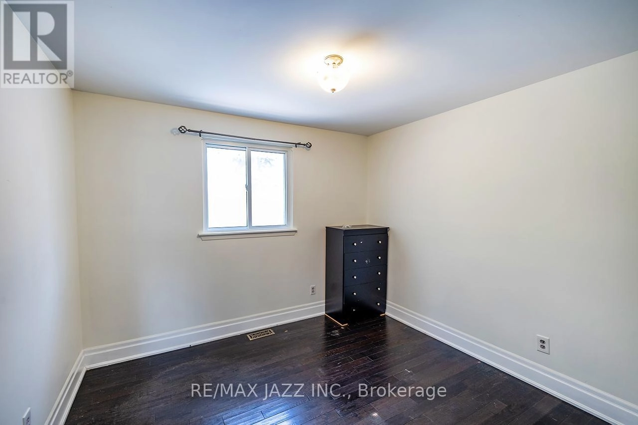 633 Pinewood Street, Oshawa, Ontario L1G 2S2 - Photo 23 - E12219027