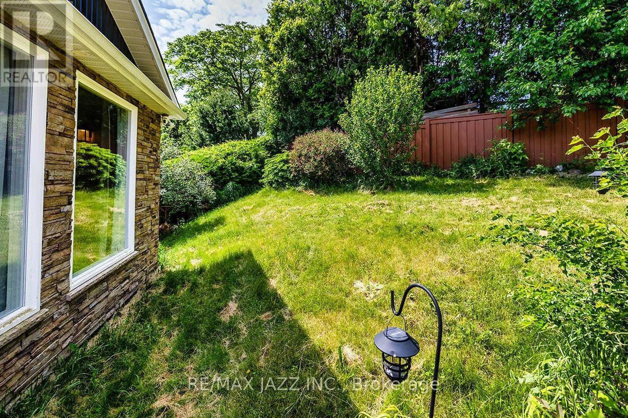 633 Pinewood Street, Oshawa, Ontario L1G 2S2 - Photo 37 - E12219027