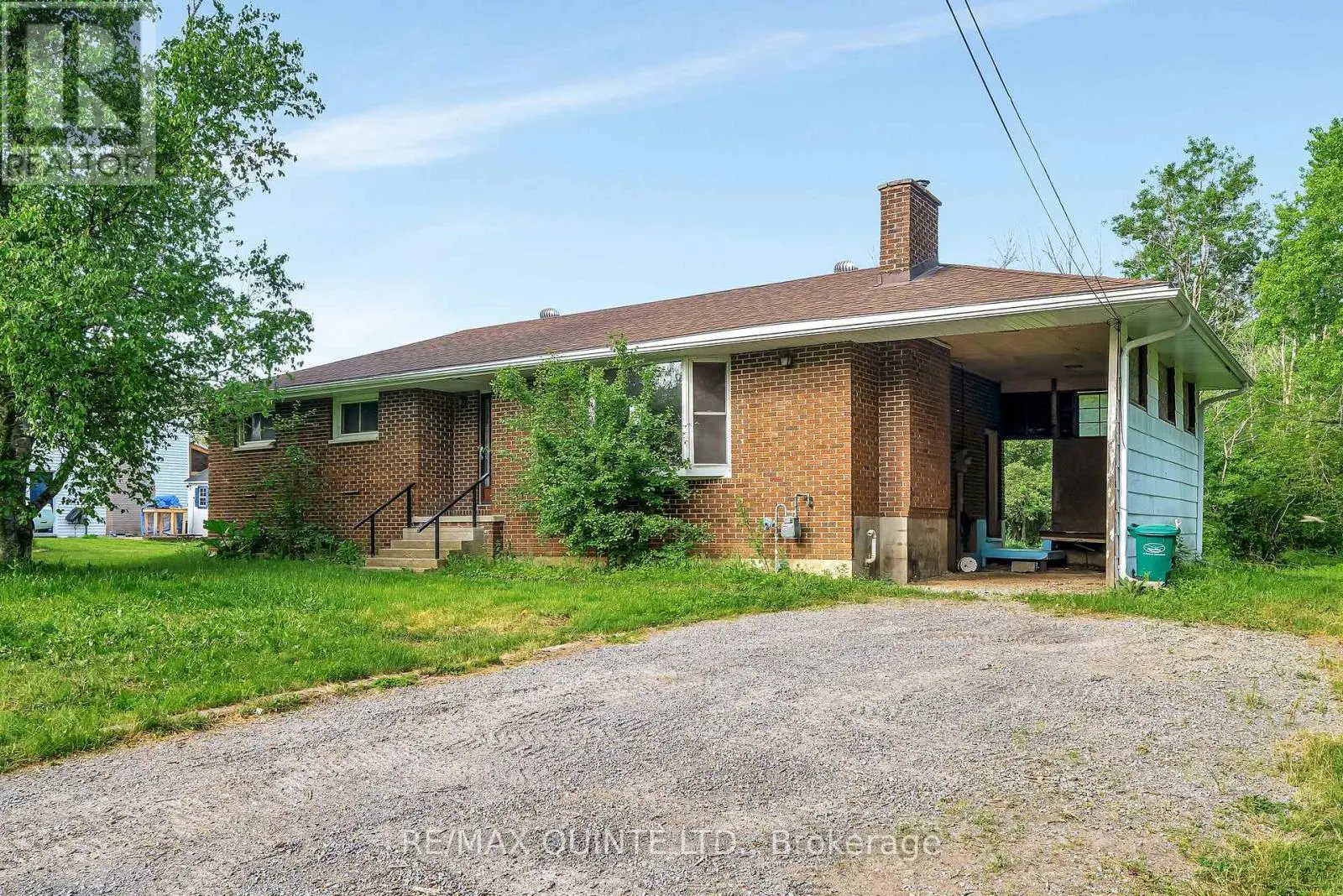 403 Whites Road, Quinte West, Ontario  K8V 5P5 - Photo 3 - X12218993