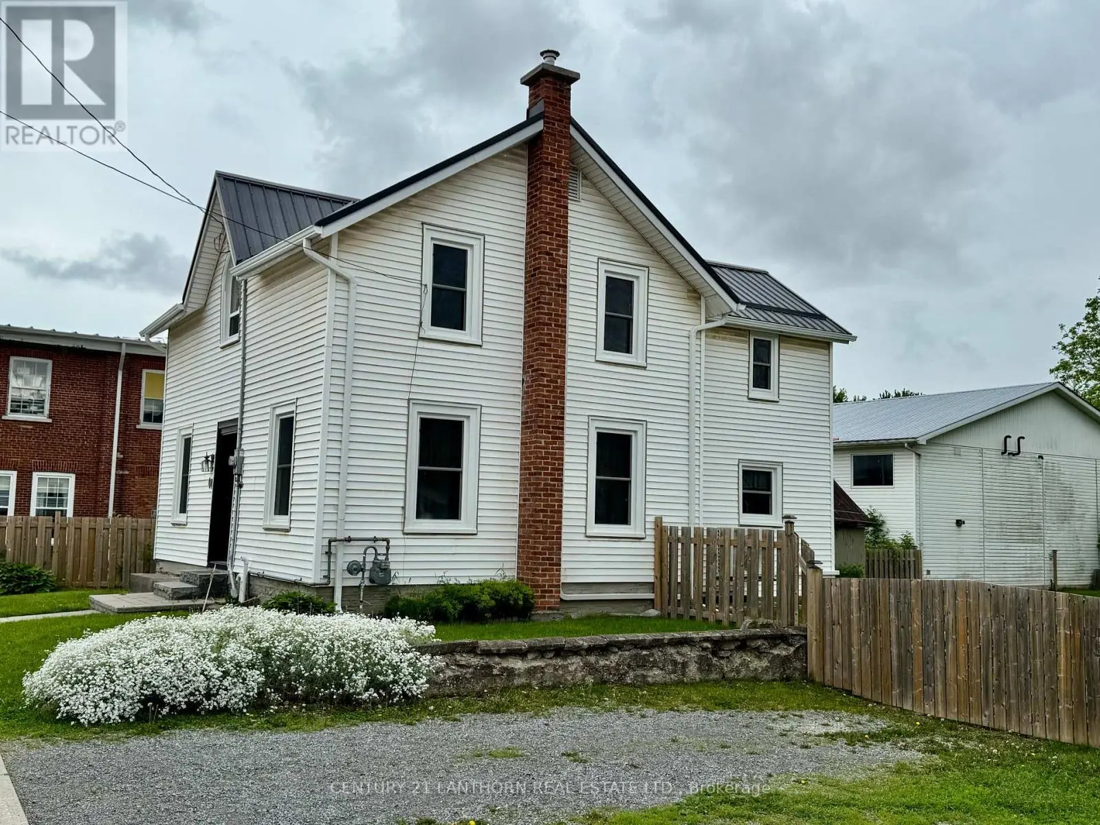 44 Metcalf Street, Tweed, Ontario  K0K 3J0 - Photo 2 - X12219367