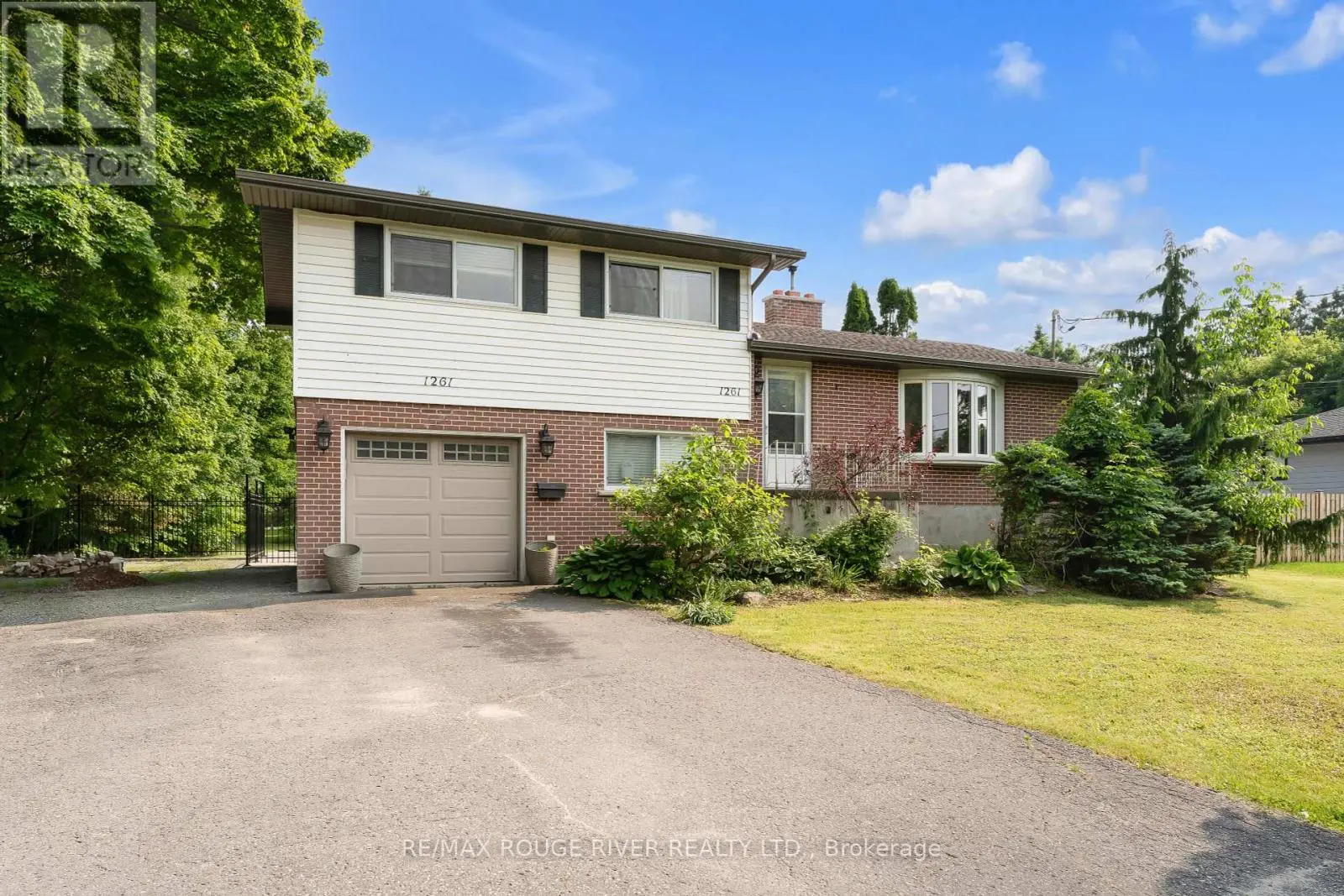 1261 Prince Charles Drive, Kingston, Ontario  K7M 5J9 - Photo 1 - X12219506