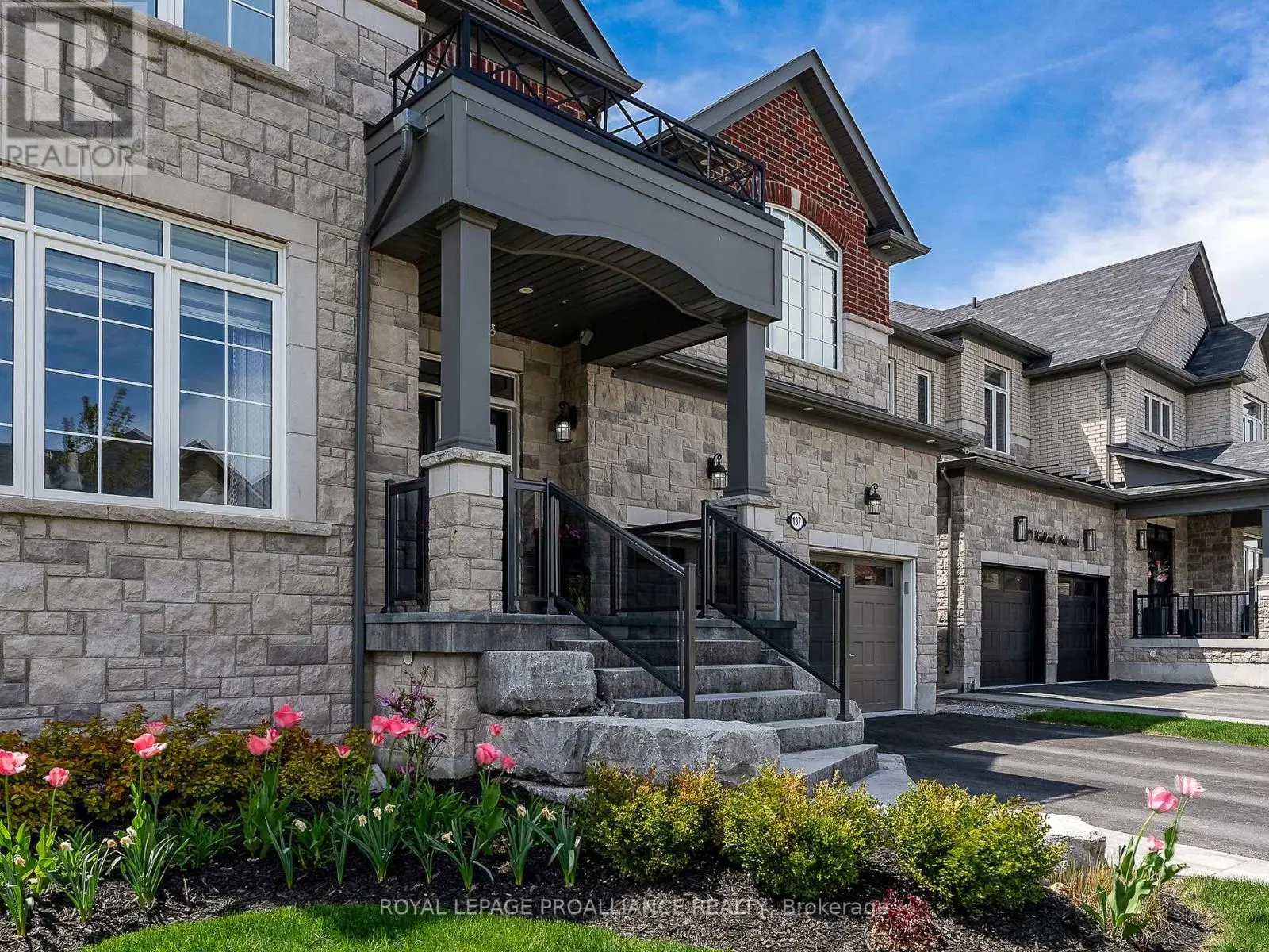 137 Highlands Boulevard, Cavan Monaghan, Ontario  L0A 1G0 - Photo 2 - X12219529