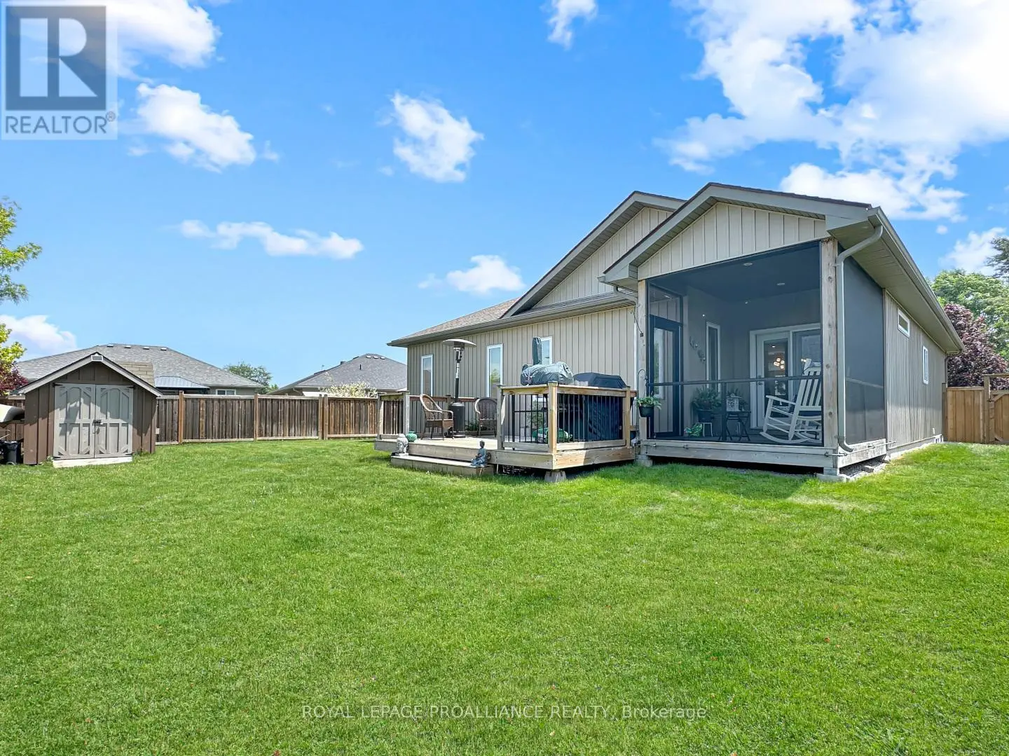 24 Birchmount Street, Quinte West, Ontario  K8V 0C6 - Photo 3 - X12219566