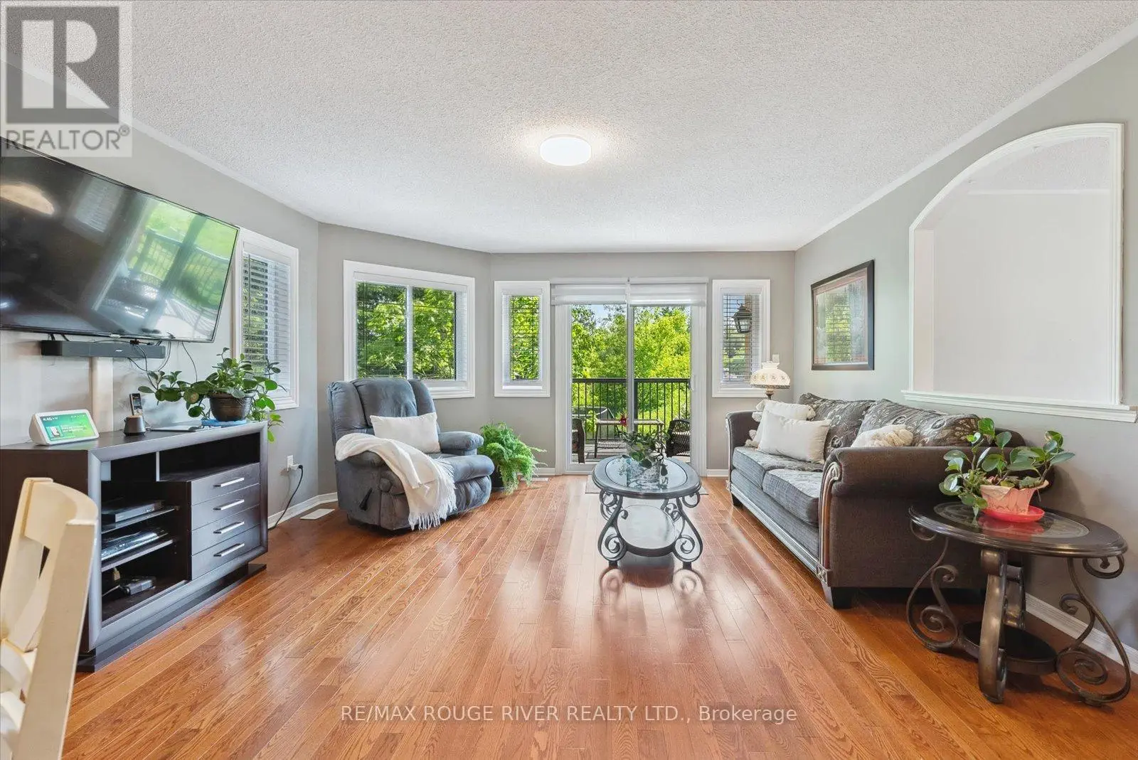 70 Brookside Street, Cavan Monaghan, Ontario  L0A 1G0 - Photo 2 - X12218821