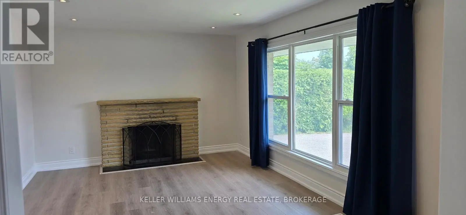 Upper - 316 Rossland Road W, Oshawa, Ontario  L1J 3G5 - Photo 3 - E12215738