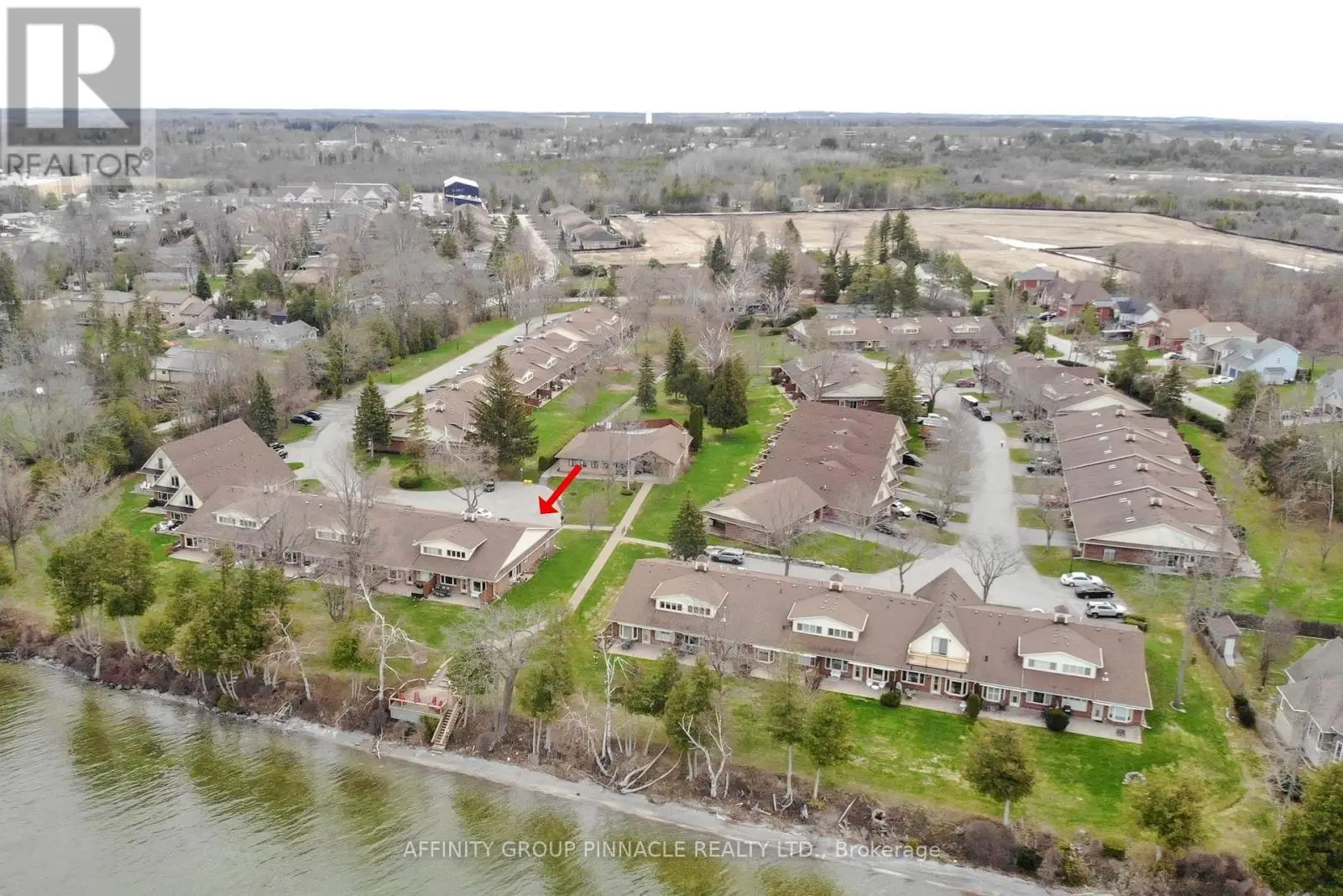 16 - B90 Parklawn Boulevard, Brock, Ontario  L0K 1A0 - Photo 3 - N12219983